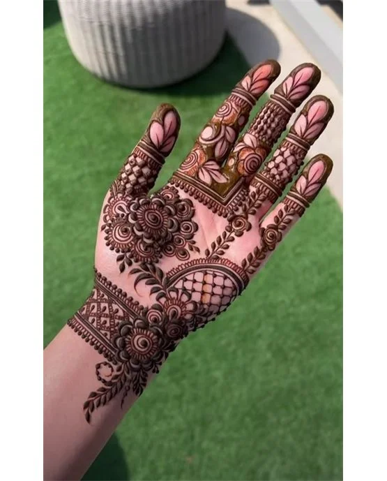 Butterfly Inspired Vibrant Front Hand Mehndi Design Butterfly Inspired Vibrant Front Hand Mehndi Design
